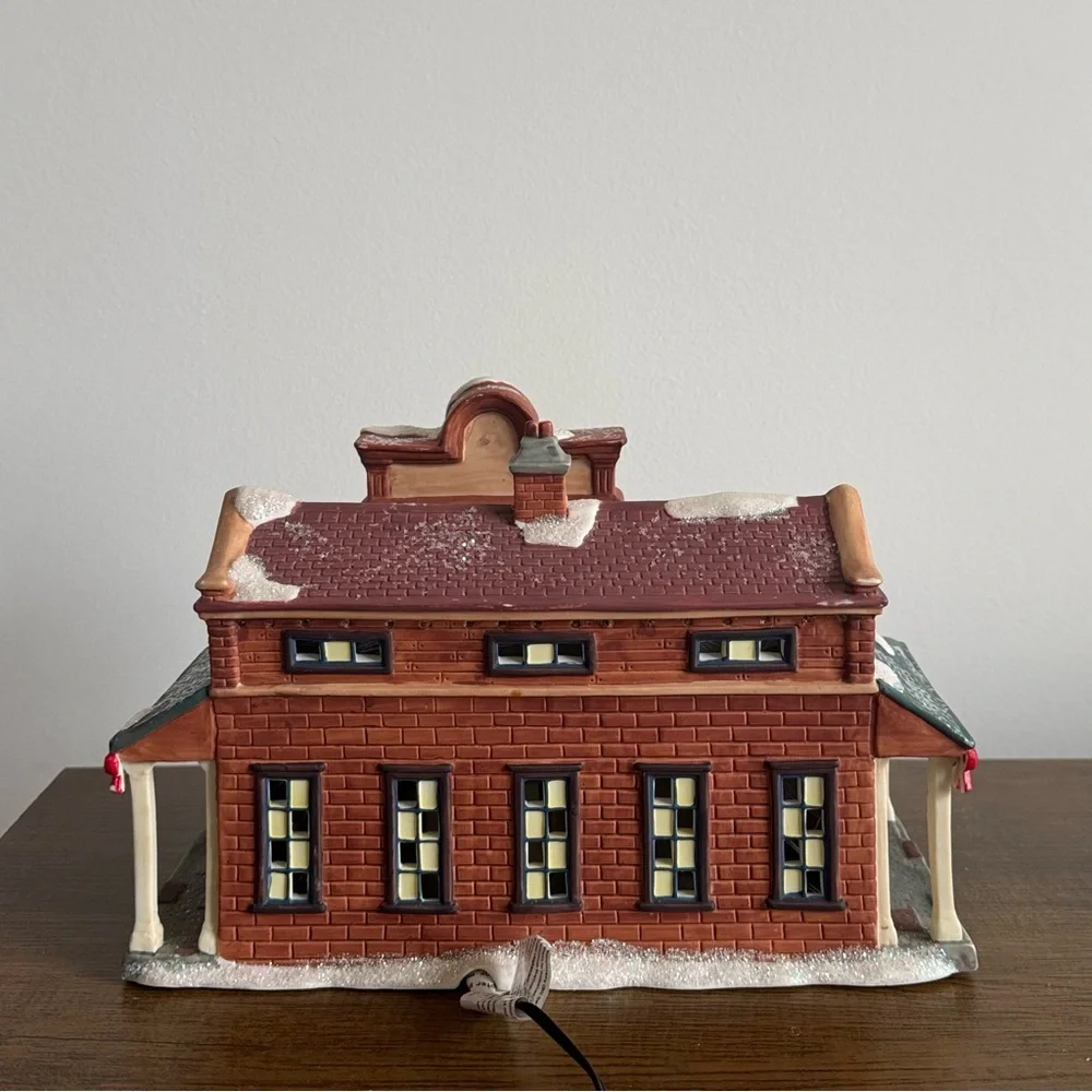 2004 Village | Rare Light Up Christmas Village Railway Station Holiday Gift